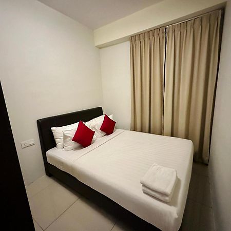 คินตา ริเวอร์ฟรอนท์ โฮเต็ลแอนด์สวีทส์ Hotel อิโปห์ ภายนอก รูปภาพ