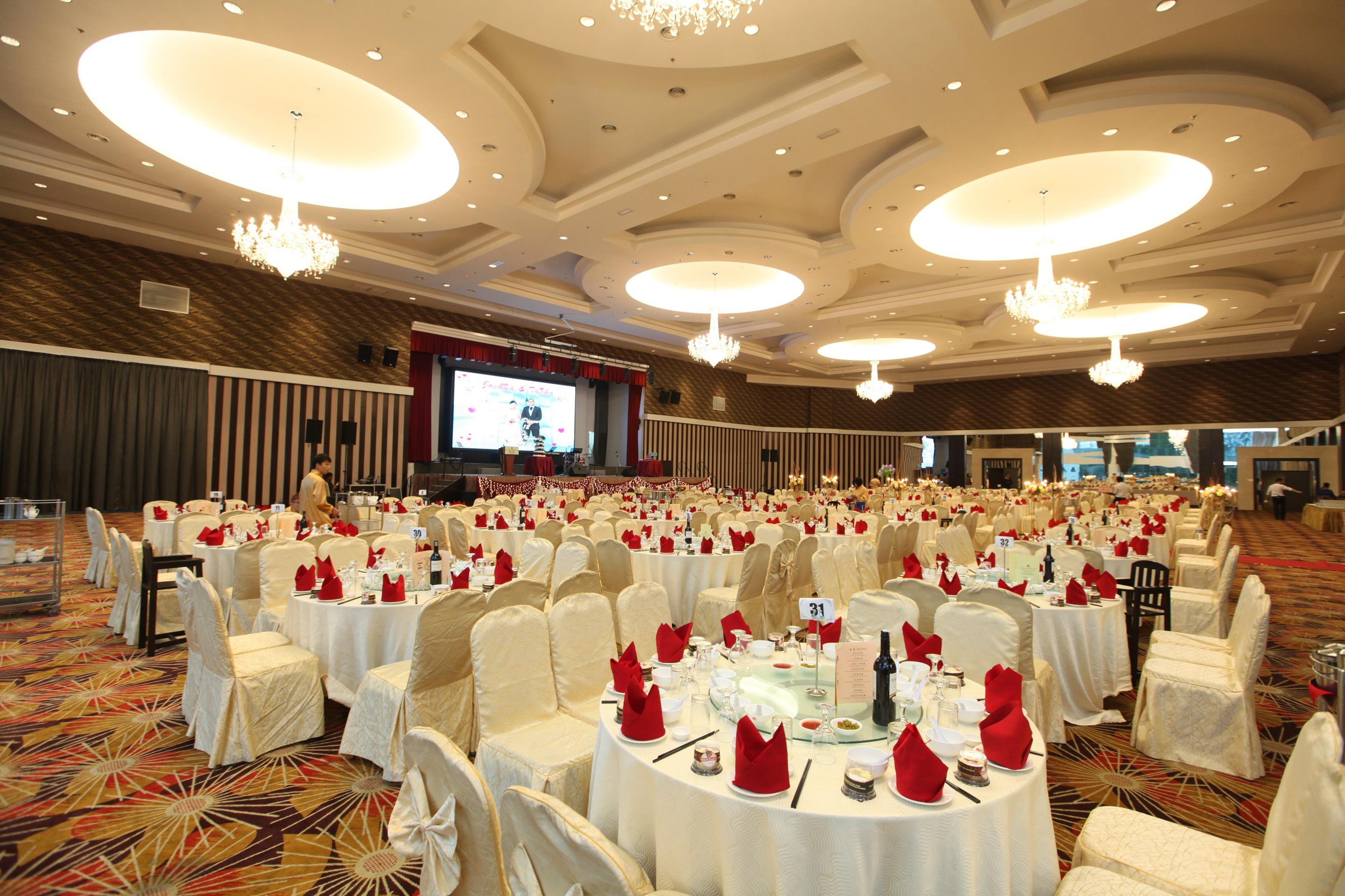 คินตา ริเวอร์ฟรอนท์ โฮเต็ลแอนด์สวีทส์ Hotel อิโปห์ ภายนอก รูปภาพ