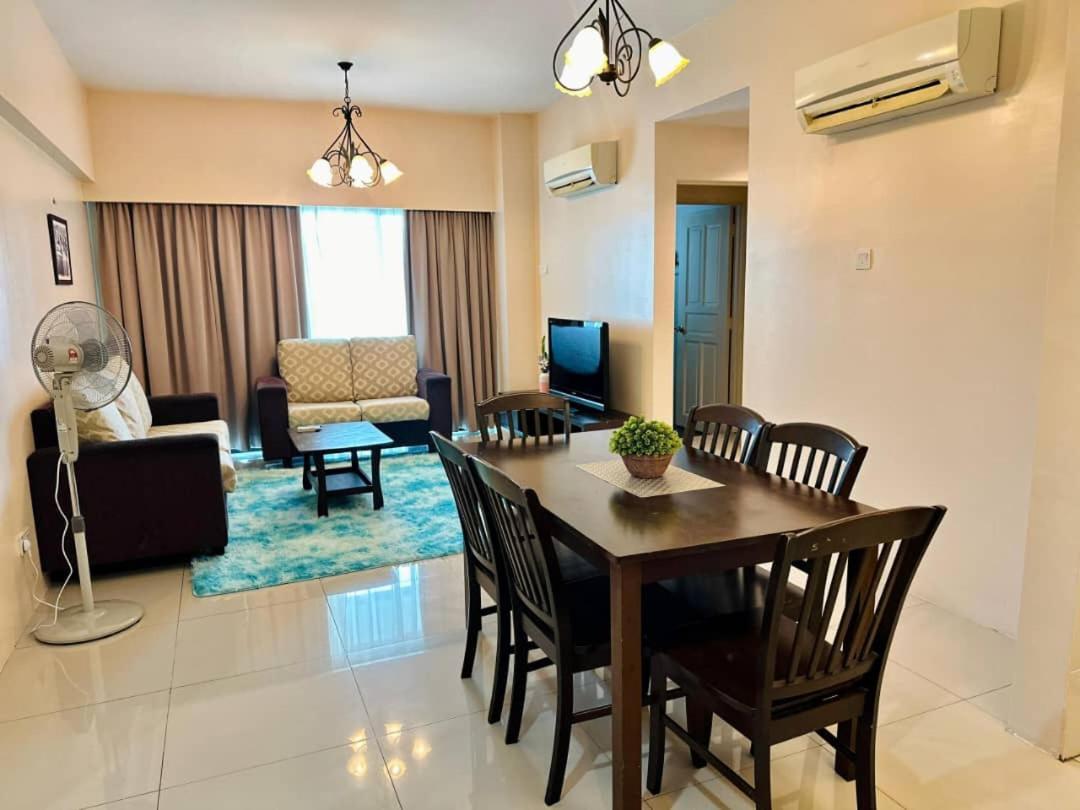 คินตา ริเวอร์ฟรอนท์ โฮเต็ลแอนด์สวีทส์ Hotel อิโปห์ ภายนอก รูปภาพ