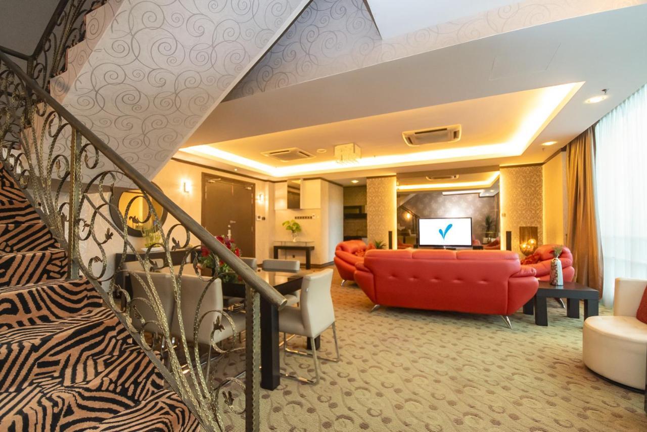 คินตา ริเวอร์ฟรอนท์ โฮเต็ลแอนด์สวีทส์ Hotel อิโปห์ ภายนอก รูปภาพ